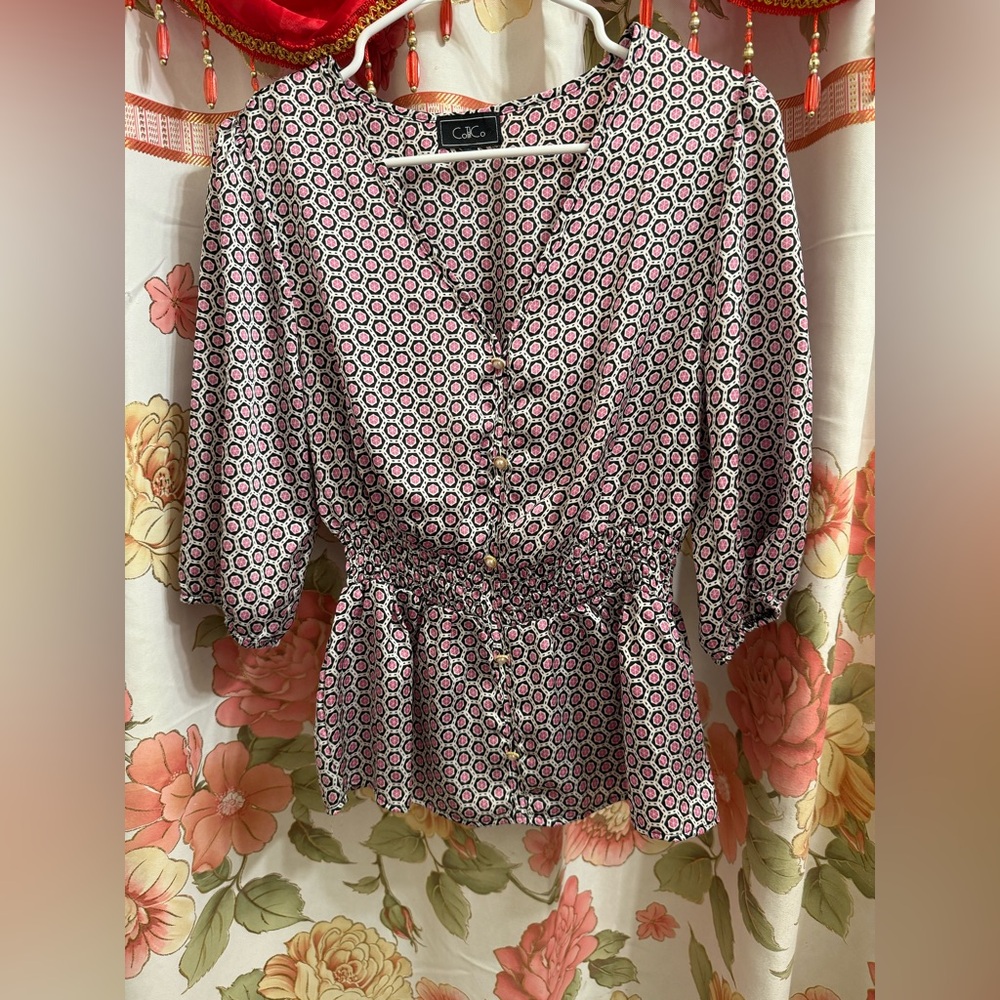 Women’s Pink and Black Patterned Blouse